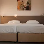 St. George Rent Lárnaka
